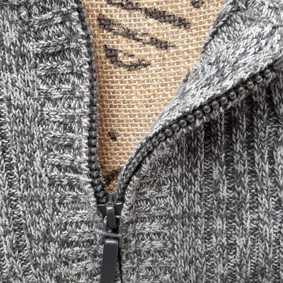 DKNY Cable Knit 1/2 Zip Hooded Sweater size LP - Picture 3 of 7